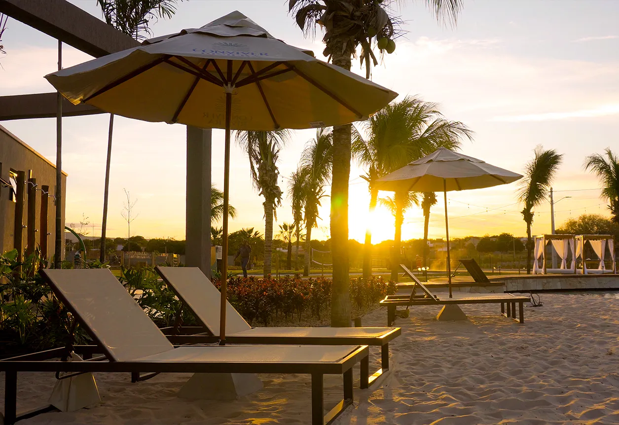 Espreguiçadeiras e Ombrelones